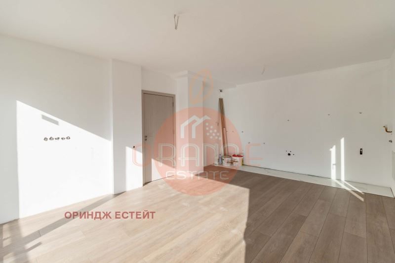 Продава се Двустаен апартамент в София, Малинова долина - 86 кв.м за 1838 €/кв.м - Снимка #7