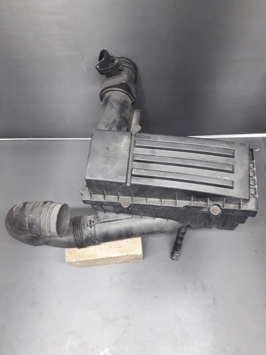 Carcasa baterie skoda octavia vw golf 5 jetta touran passat b6