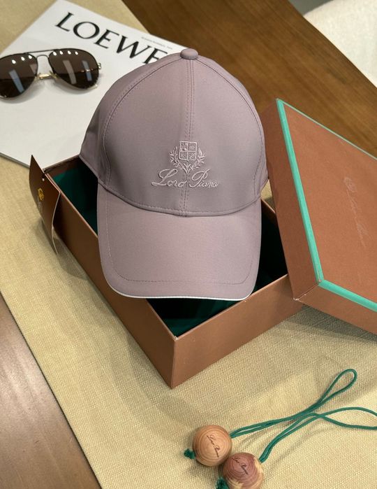 Loro Piana шапка , различни цветове