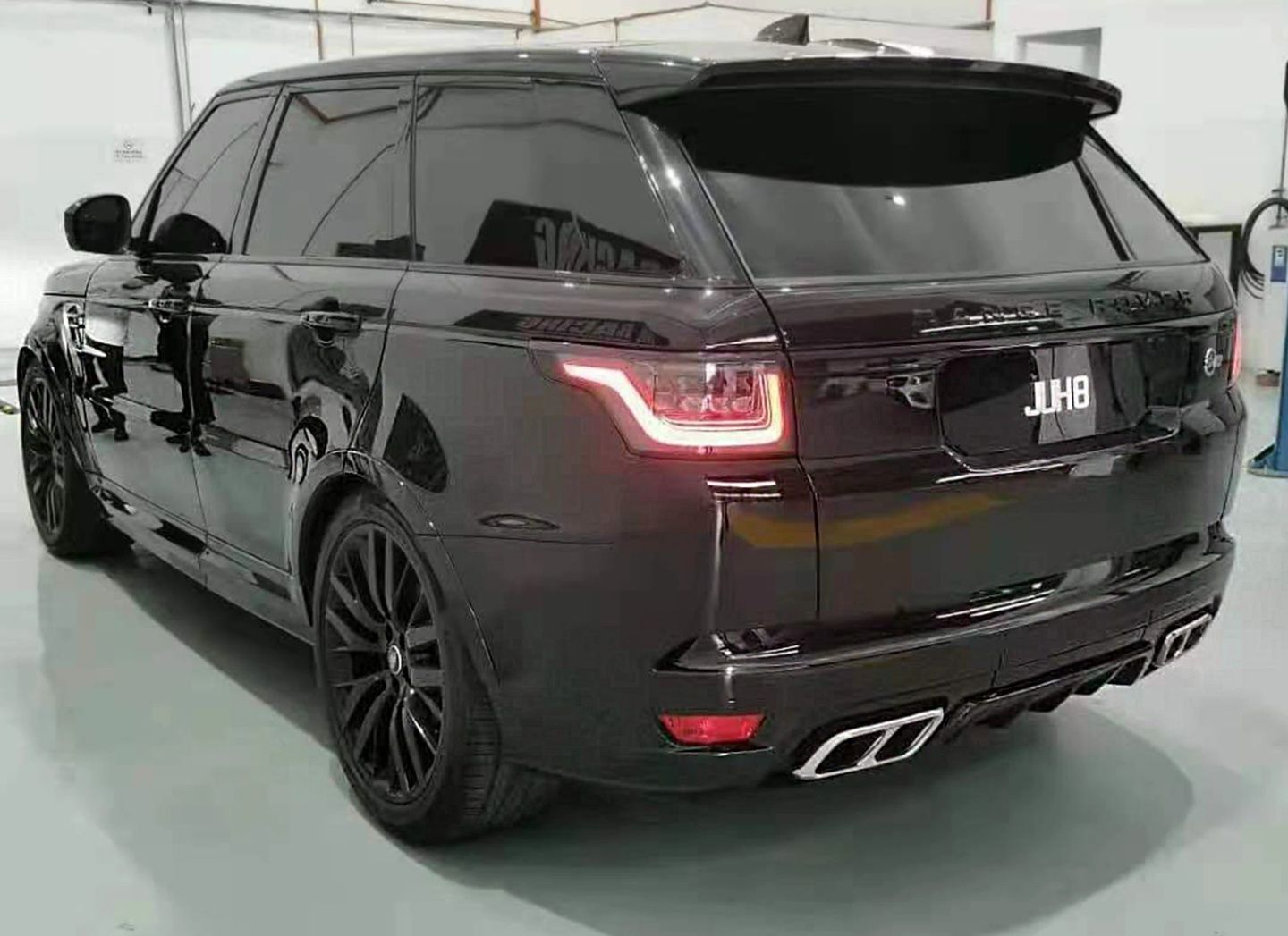SVR Facelift пакет Range Rover Sport L494 фарове стопове калници броня