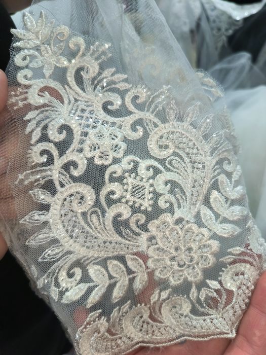 Vând Rochie de Mireasă