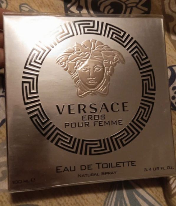 Продавам Versace Eros Pour Femme Eau de Toilette 100 ml.