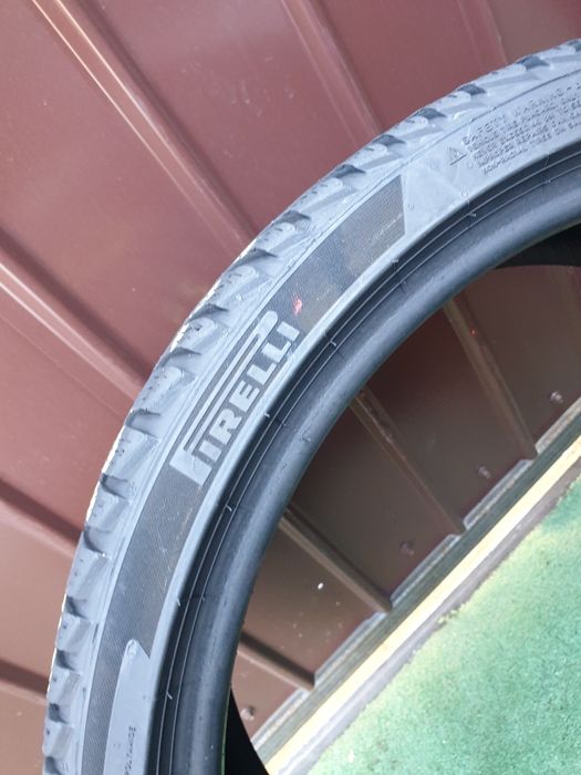 225.35.19 Tristan Pirelli