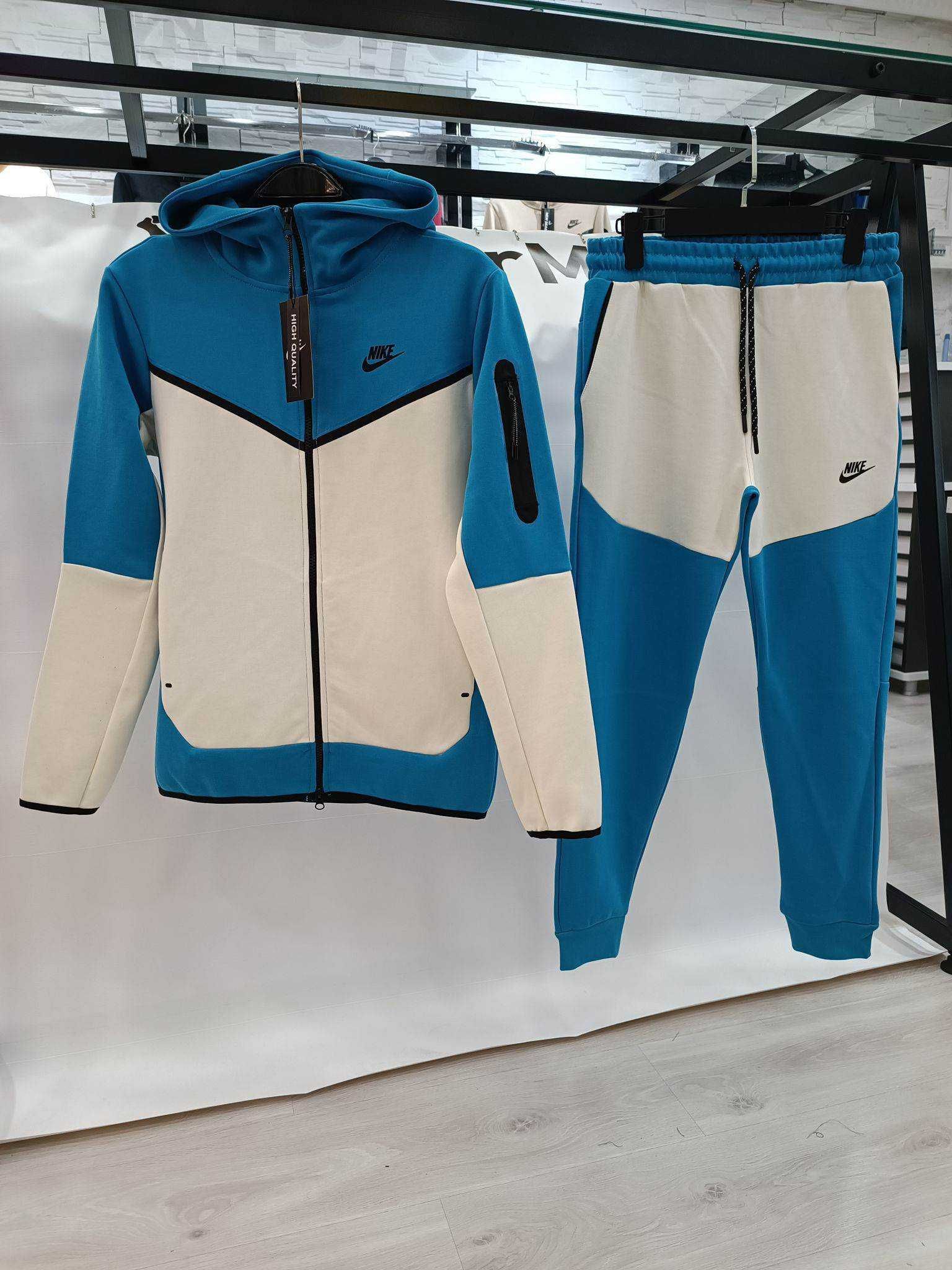 Trening unisex Nike TECH Fleece | Set complet | Bumbac 100%