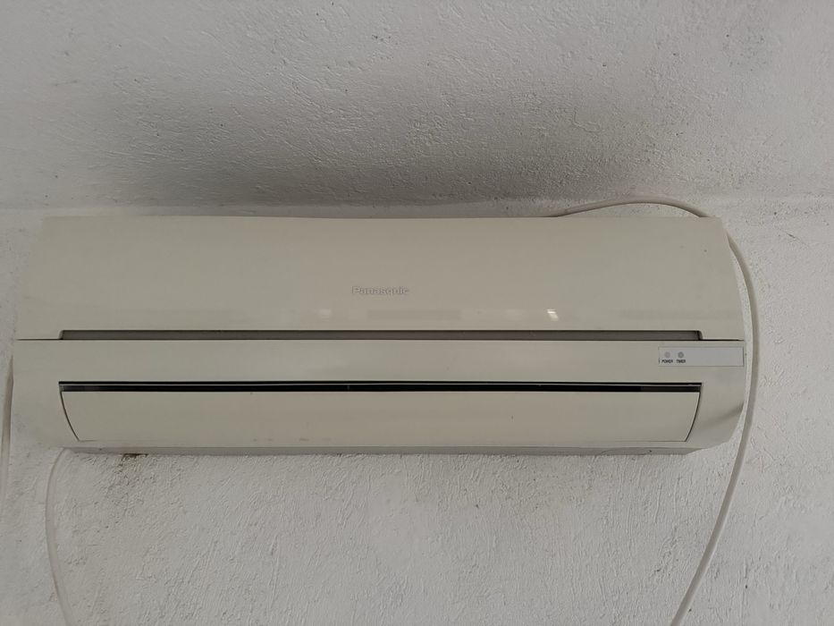 Продавам климатик Panasonic