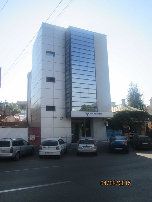 Proprietar-inchiriez  spatiu comercial P+3E,  zona centrala