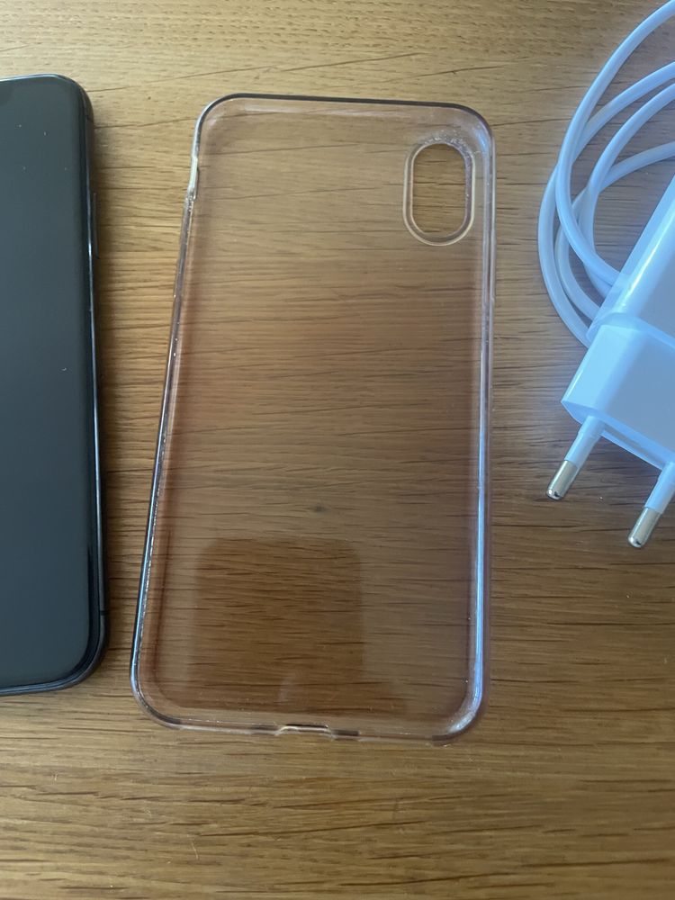 Iphone XS /64 /GB .