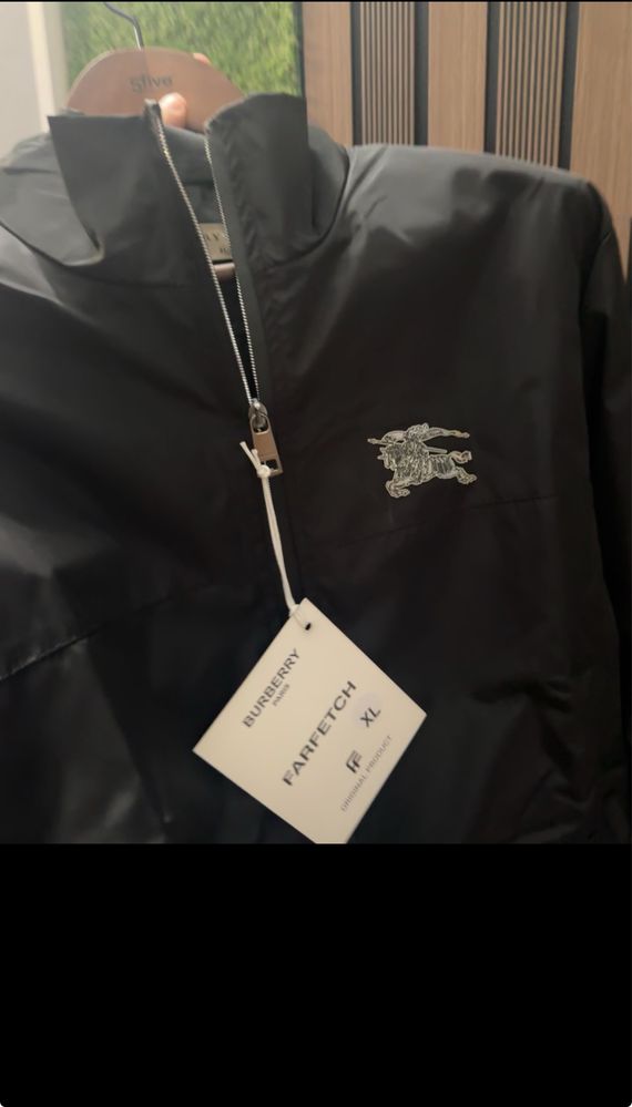 Есенно яке Burberry, luxury class Промо