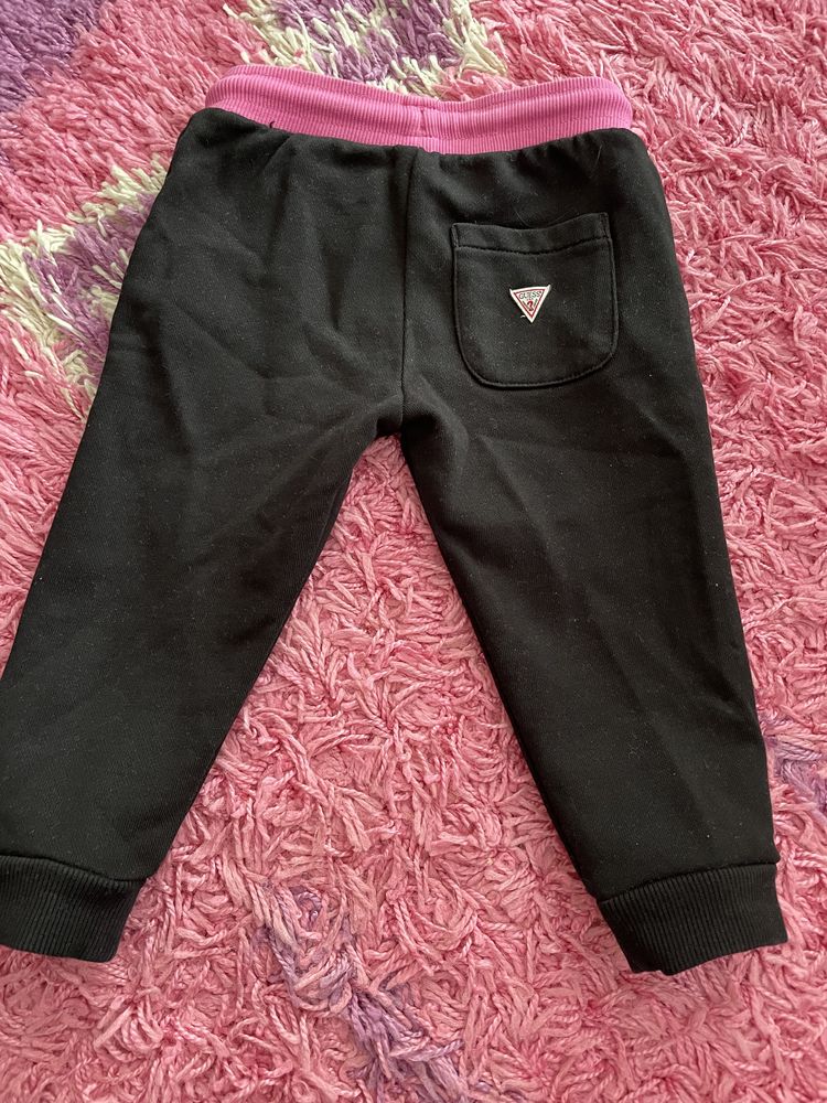 Pantalonii guess marimea 92