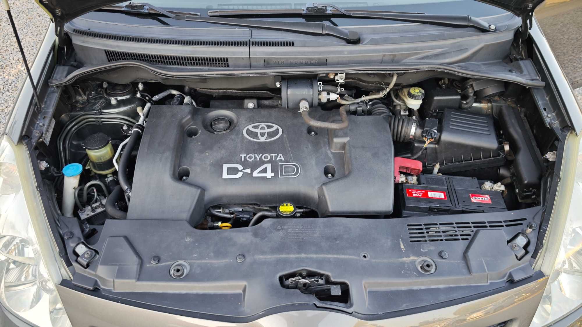 ВСИЧКО ПЛАТЕНО/Обслужен/Нови Гуми Toyota Corolla Verso