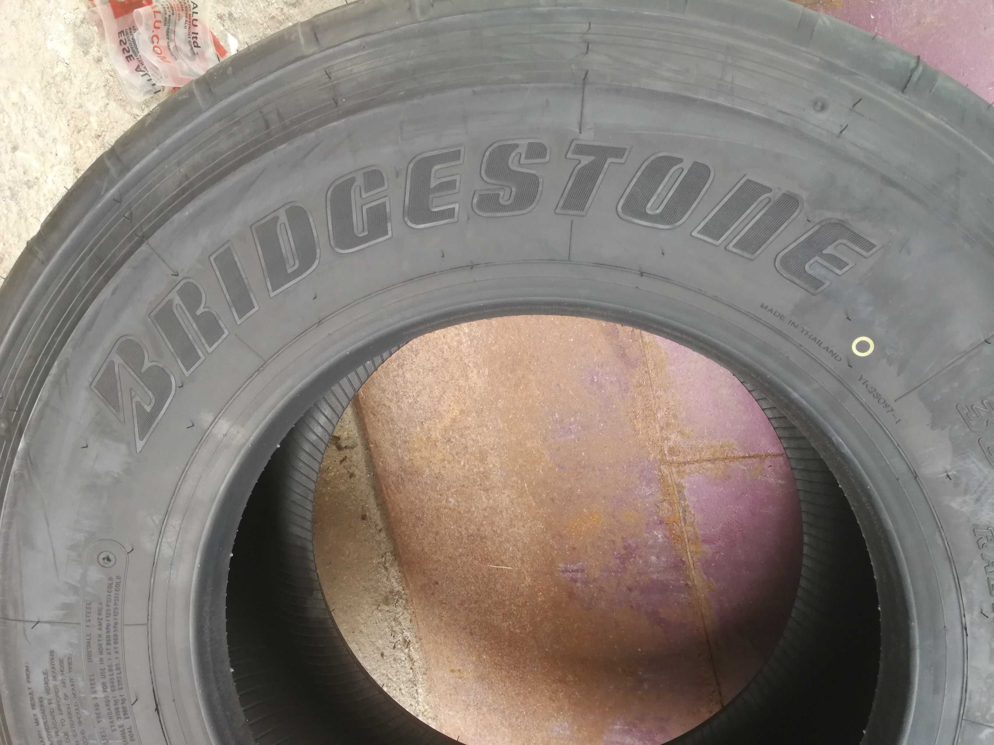 2 Нови гуми R19.5 305/70 Bridgestone R227 148M M+S 18PR 1320ЛВ. С ДДС
