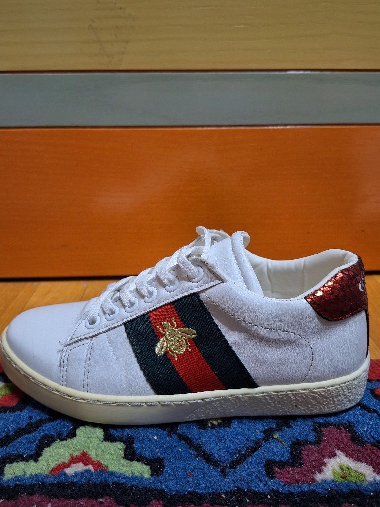 Дамски обувки на GUCCI