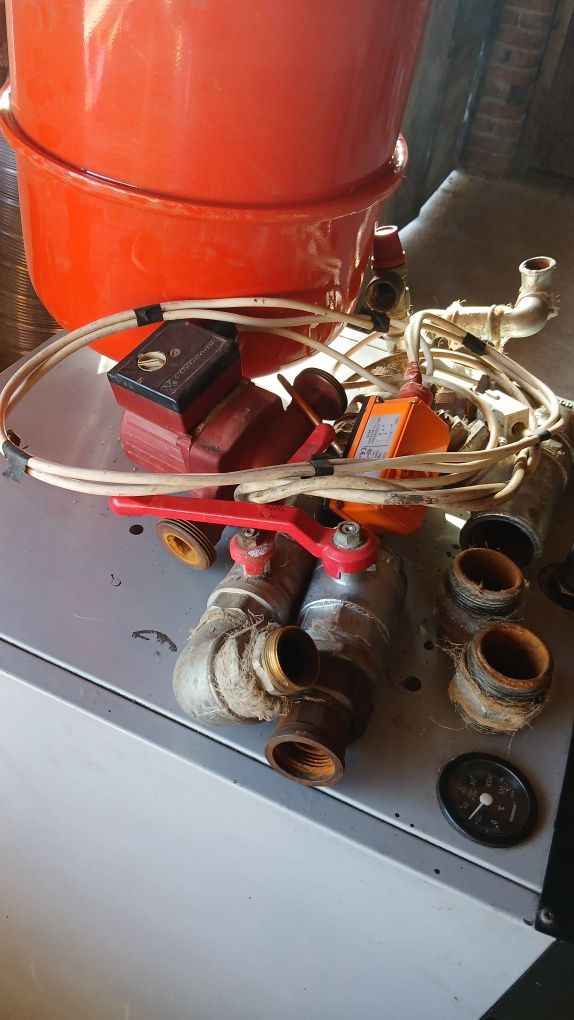 Чугунен котел на твърдо гориво SolidMAX