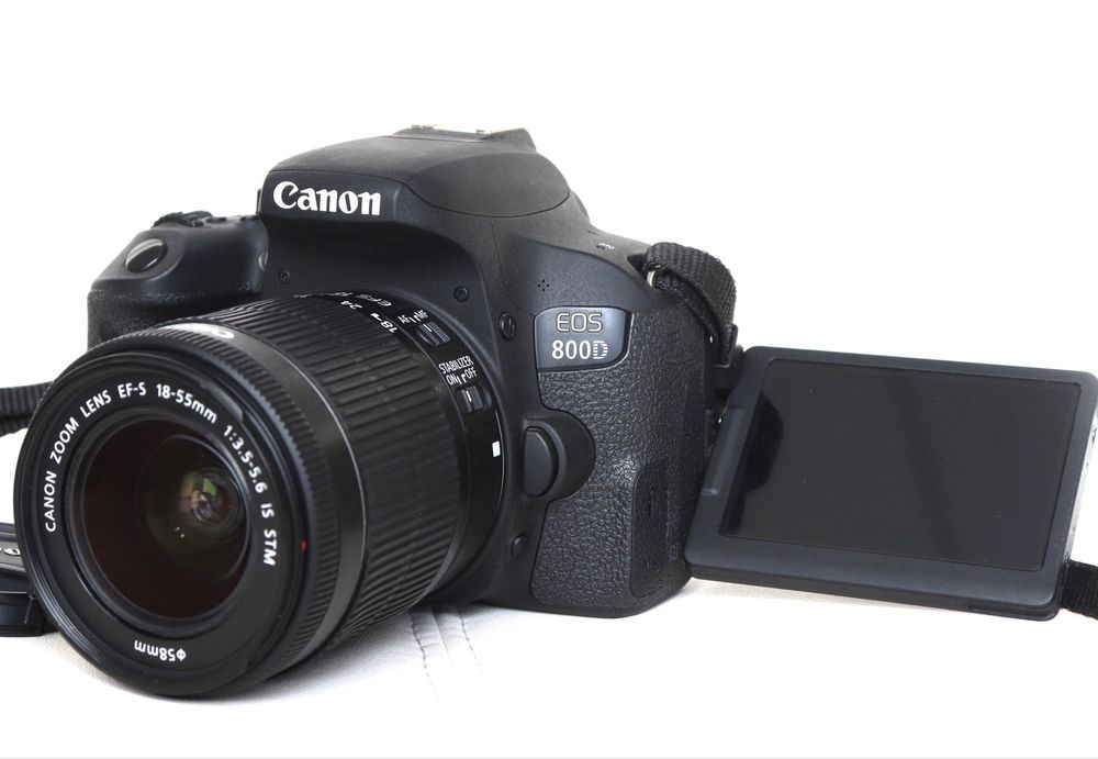 Canon 800d в идеальном состоянии