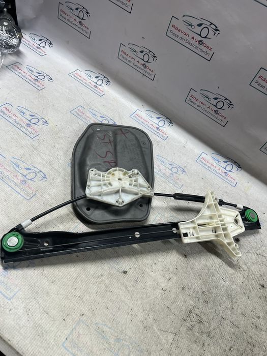 macara geam stanga spate  volkswagen golf 5 plus 2009