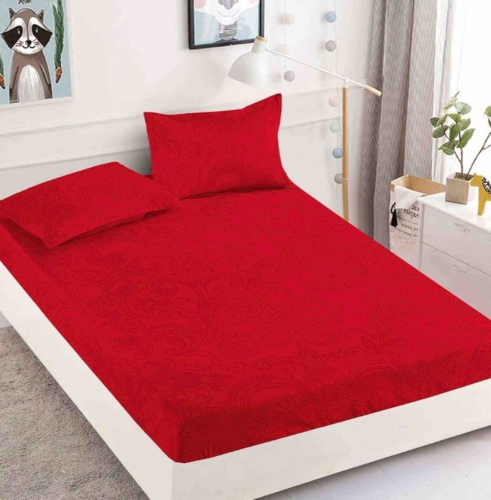 Huse finet cearceaf cu elastic 180x200 cm + 2 fete de perna
