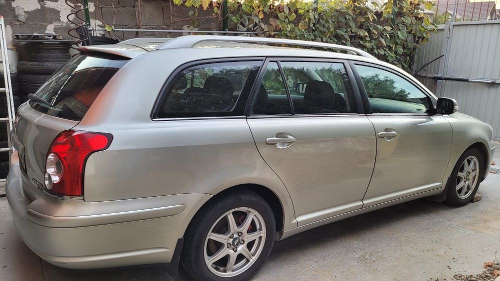 Toyota Avensis 2.0