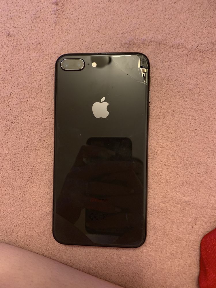 iphone 8 plus,64 gb