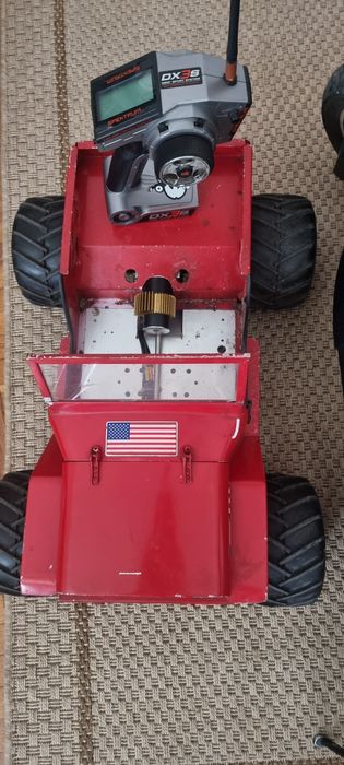 masina automodel cu telecomanda jeep rc metal