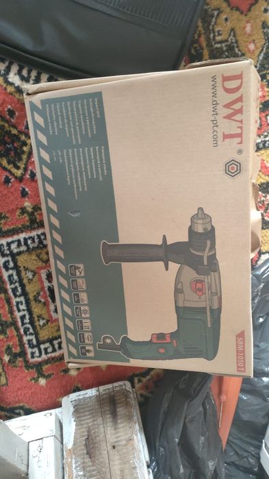 Электро дрель DWT