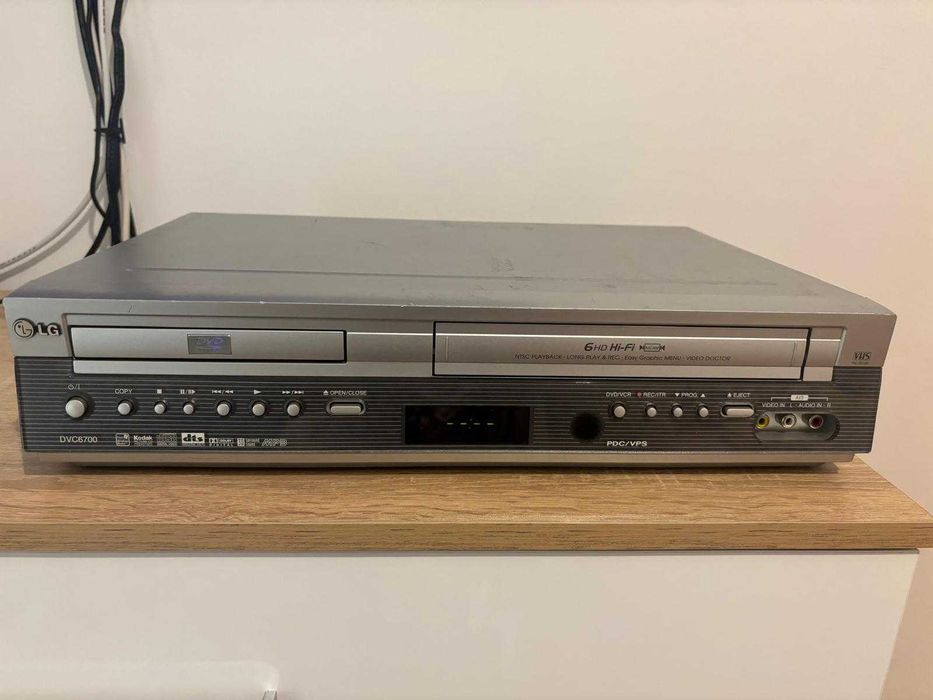 Dvd Combo Vhs - LG DVC6700 - functional! recorder - VCR - VCP