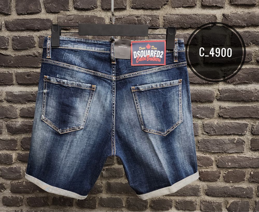 Blugi scurti barbati Dsquared Model Nou marimi **44-54**