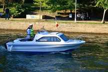 Vand salupa  SEHTLAND cu motor nou SUZUKI  IN 4 timpi 40 CP an 2016