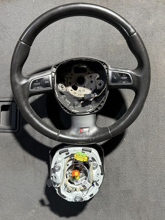 Мулти волан S-line с airbag за audi Q5 /A4 B8