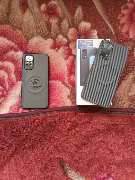 Продам 2 телефона редми нот 11