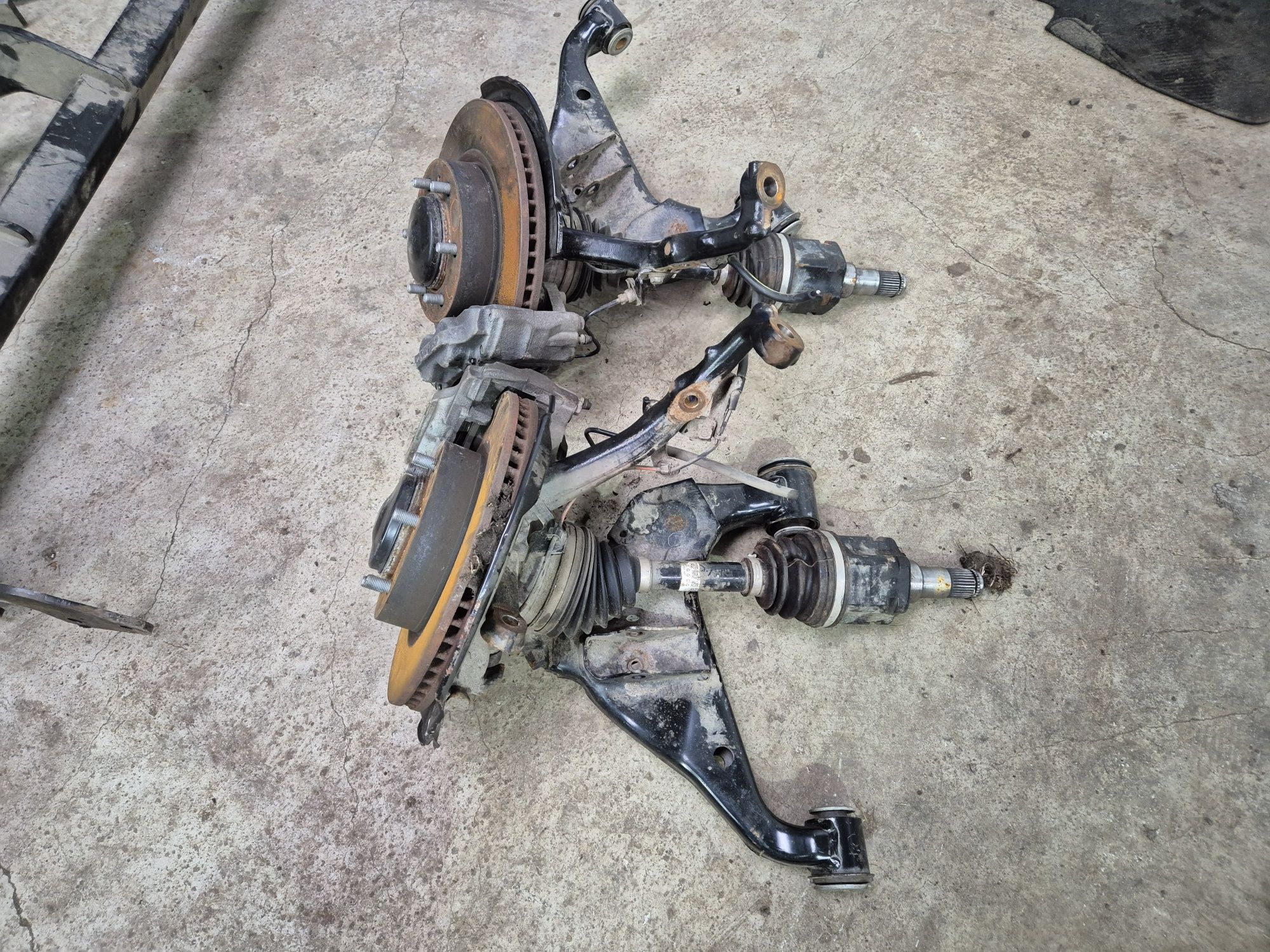 Fuzeta/Brat/Planetara/Etrier Toyota Hilux 2017-2024 2.8D