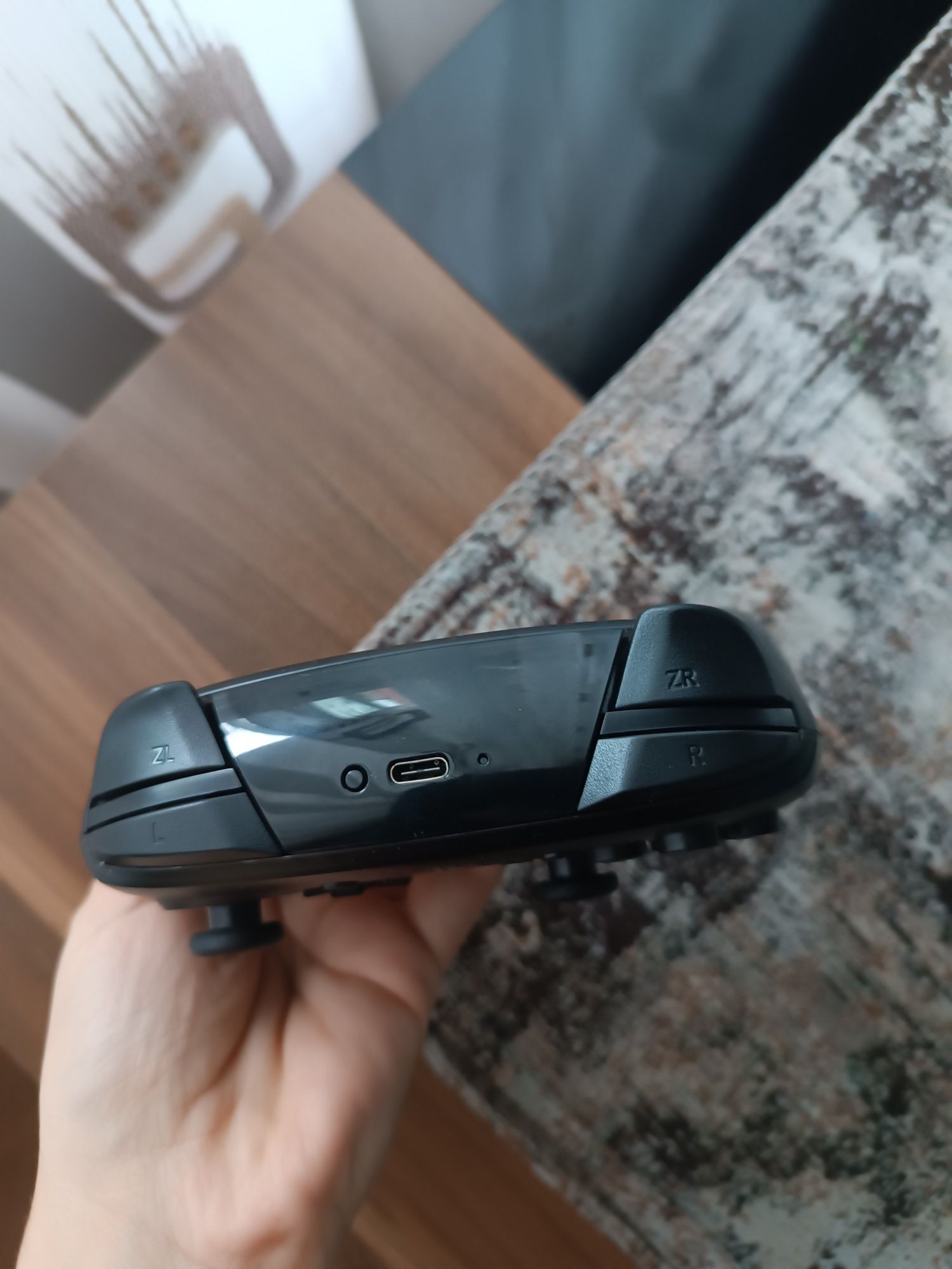 Nintendo switch Pro controller