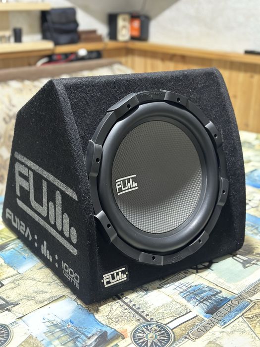 Продам сабуфер в отличном состоянии