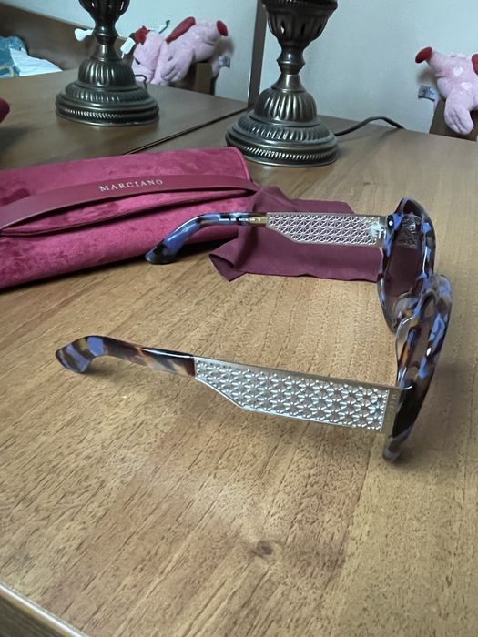 Слънчеви очила Guess by Marciano,