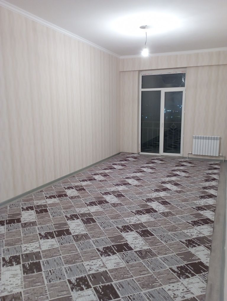 Uy sotiladi  2 xona 85 kv tayyor