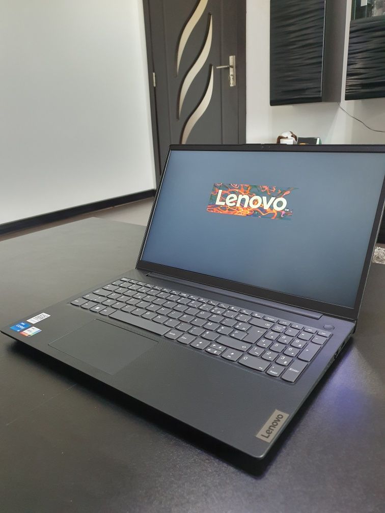 Laptop(Ca Nou) Lenovo, Ecran 15"FHD,Cpu i5 gen12,Ram 16gb,SSD 512gb