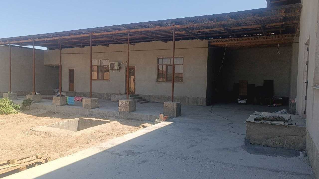Hovli 6 сутих. 7 хона уй