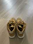 Ghete iarna Nike