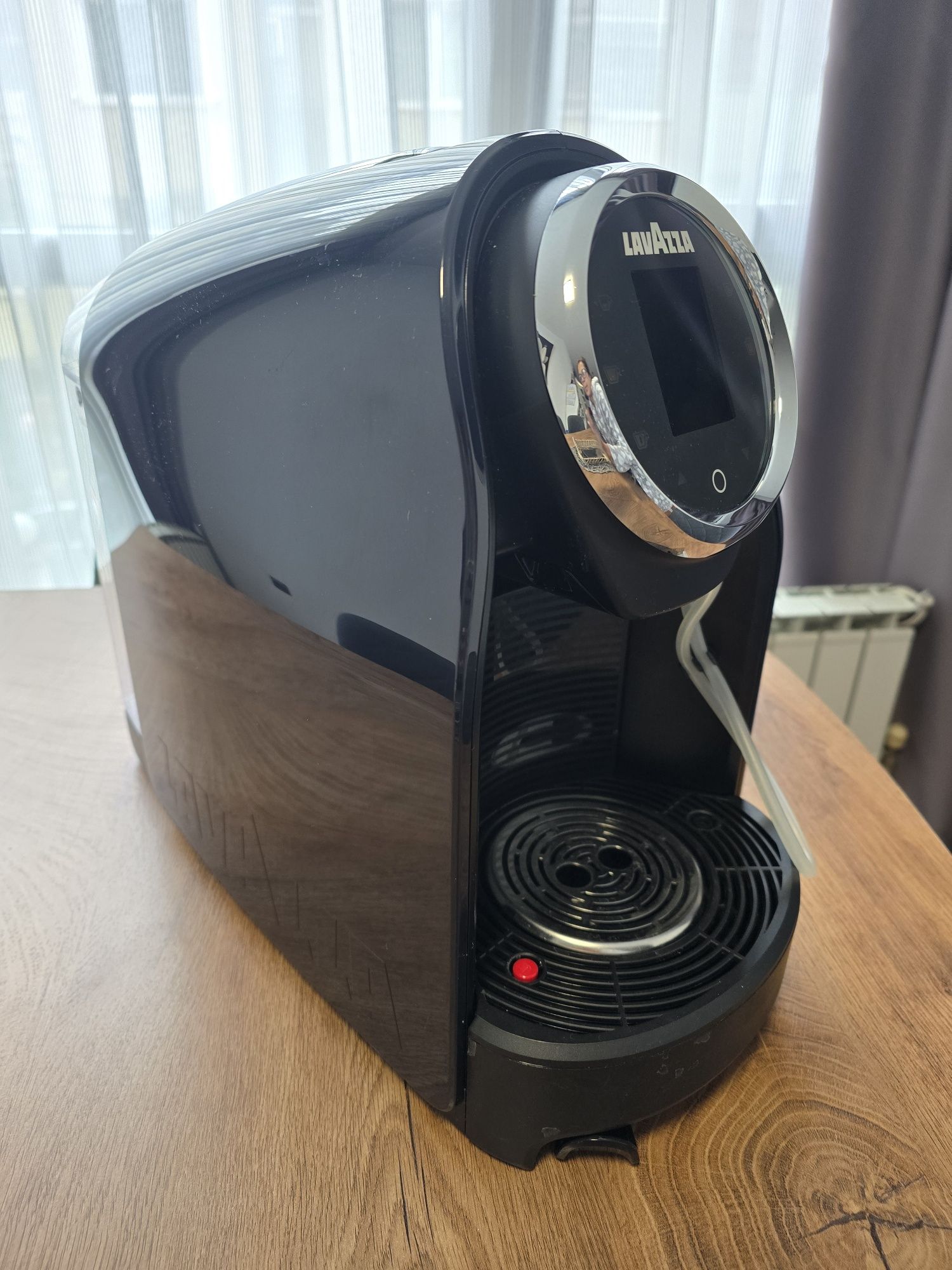 Кафе машина Lavazza LB 1200 Classy Milk