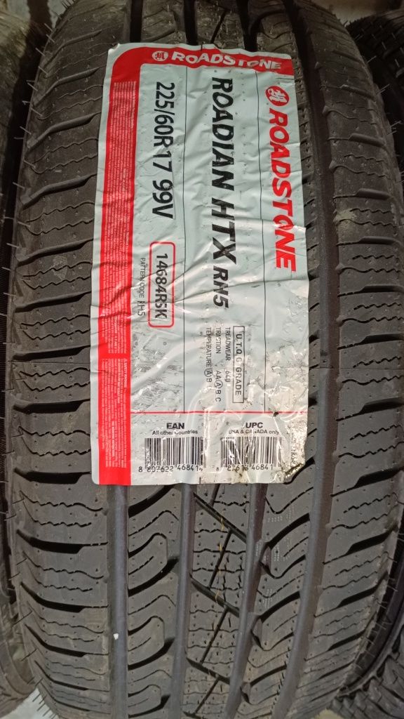 Roadstone 225/60 R17