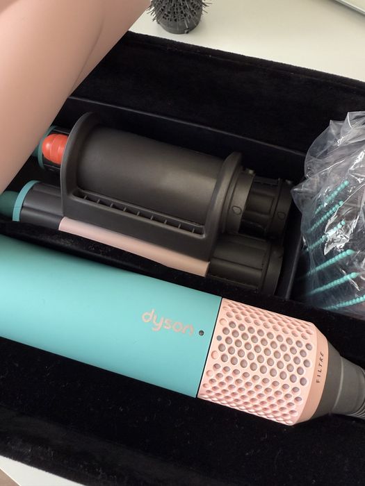 Dyson airwrap стайлер