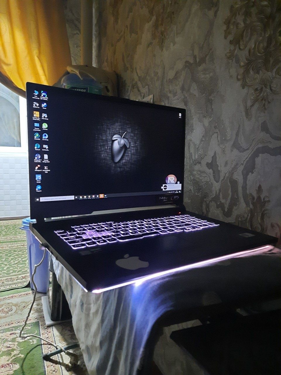 Asus rog strix i7 notebook