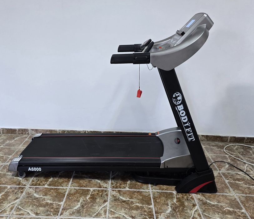 Banda de alergare electrica BodyFit A6000