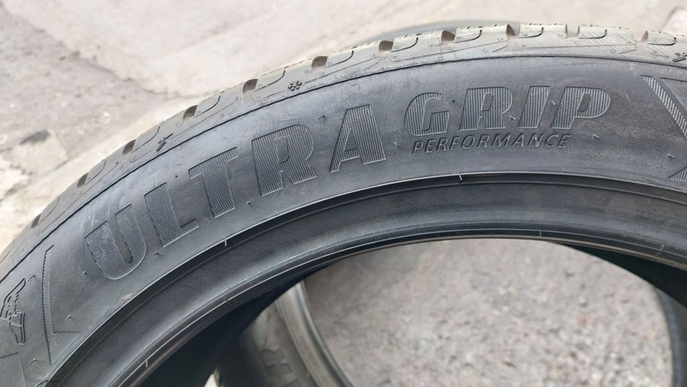 Нови гуми 245/45/20 Goodyear Ultragrip Performance 2 броя