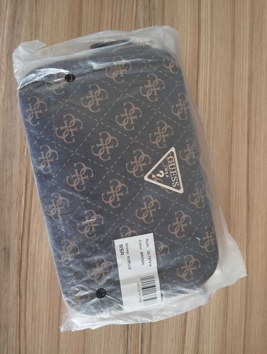 Малка чанта Guess