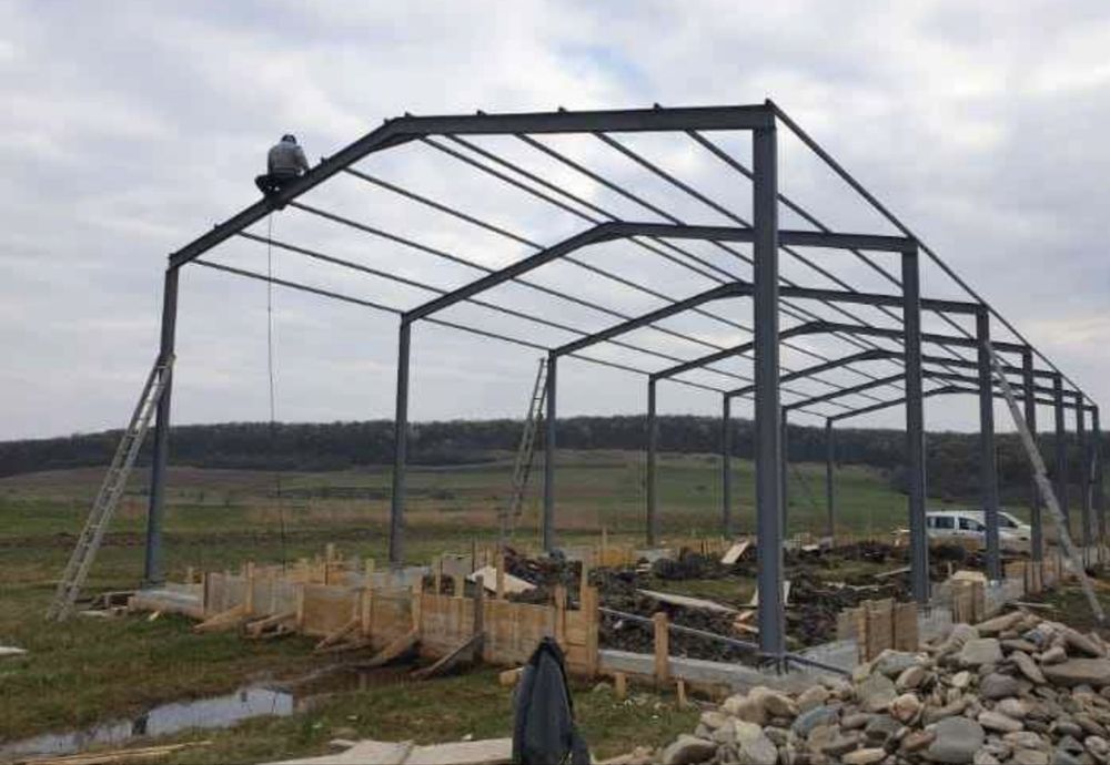 Vând hală metalică 7 m lățime cu 20 m lungime cu 4 m la streașină