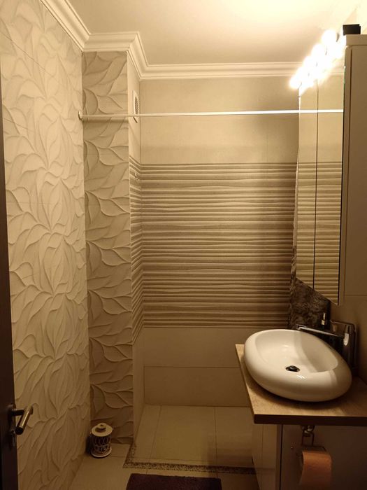 Inchiriez apartament 2 camere