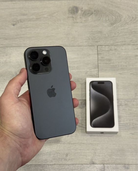 iPhone 15 Pro 256Gb с гарантией