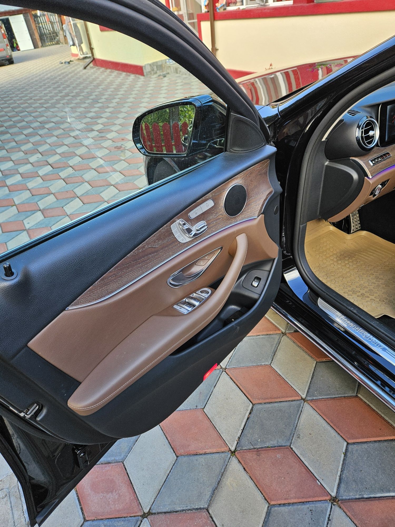 ,Mercedes E220 I