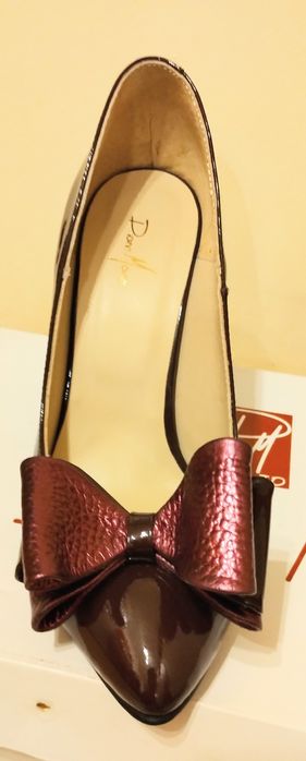 Vând pantofi Diane Marie