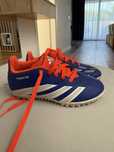 Ghete fotbal Adidas, marime 30